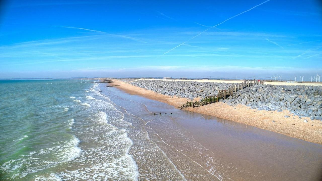 Coastguards Beach House Camber Экстерьер фото