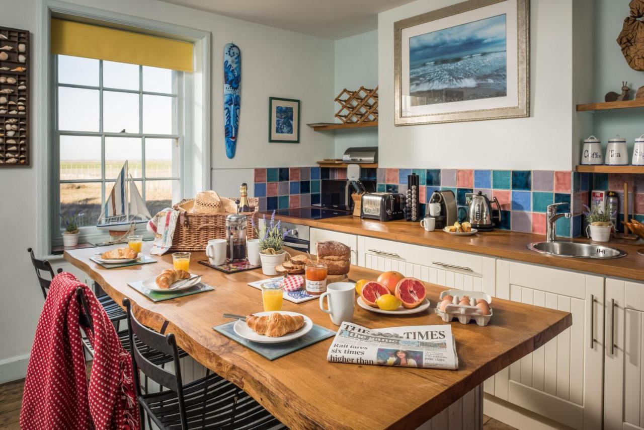 Coastguards Beach House Camber Экстерьер фото