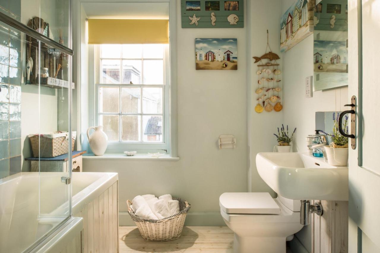 Coastguards Beach House Camber Экстерьер фото