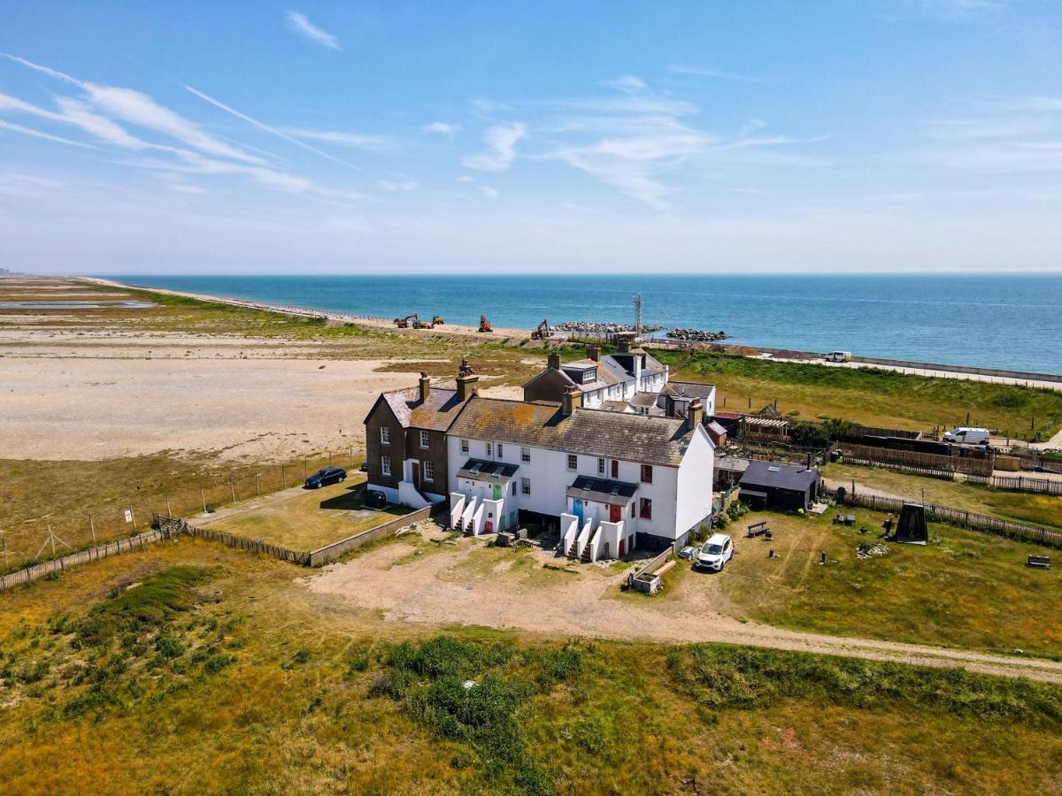 Coastguards Beach House Camber Экстерьер фото