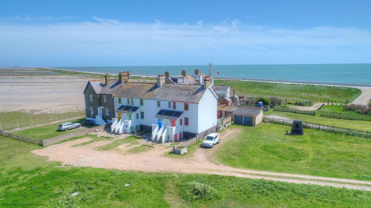 Coastguards Beach House Camber Экстерьер фото