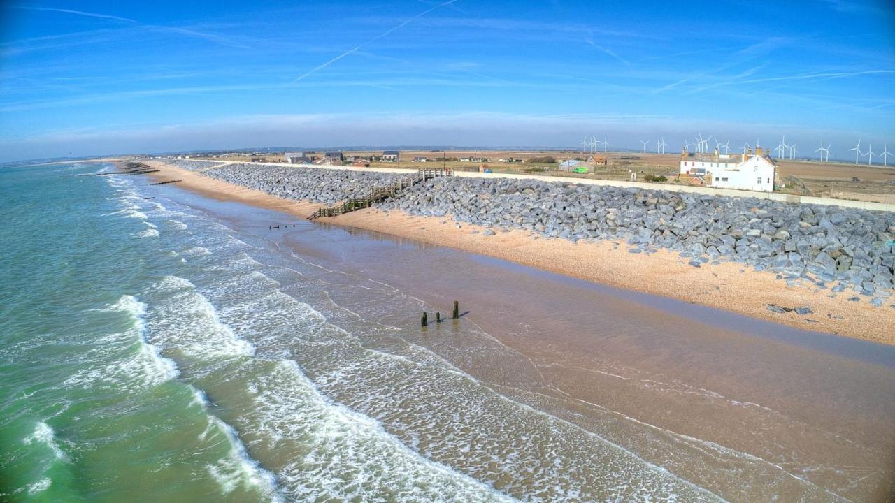 Coastguards Beach House Camber Экстерьер фото